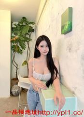 学生妹兼职穴紧多汁