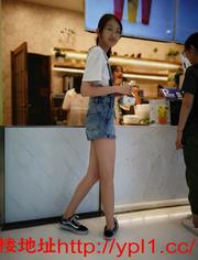 大一新生兼职，19岁，完美酮体，周末时间多，不提供地方，可去酒店家里，