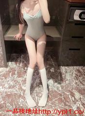 极品清纯可爱高中学生妹各种服装扮演可爱外表