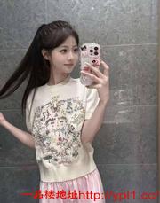 【广东】广东技校骚逼出海挣生活费，颜值高操起来很舒服，会喷水（可内射有体检）