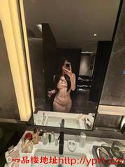 【山西】高三学妹刚出海兼职，bb粉嫩紧致，水多润滑（可内射有体检）