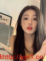 清纯甜美型的大一新生兼职，可爱小奶可以舔可口射颜射【有公寓可外出】