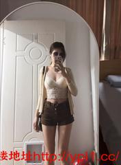 大一新生兼职，东北本地的，身材高挑，逼逼粉嫩，出水快，可外出