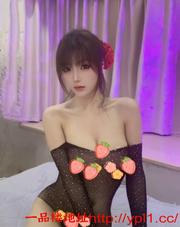 极品反差女大学生性感身材坚挺美乳