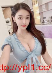 丰乳肥臀粉鲍皮肤白嫩小姐姐