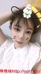 ，大长腿。胸有c杯，乳头很粉，揉捻感比较舒服。兼职的妹妹