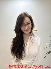 气质少妇兼职水多穴紧可后入一插入就喷水