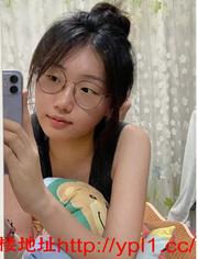 19岁实习护士下海兼职，奶子粉，逼逼小，粉色的，可以外出，有自己公寓