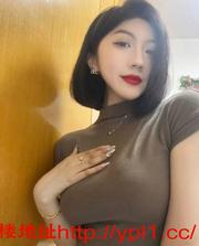 同城兼职风骚少妇身材火辣迷人，情趣制服各种丝袜诱惑！