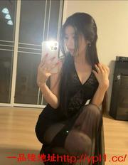 扎双马尾的大一萝莉妹妹叫声诱人喜欢调教可颜射