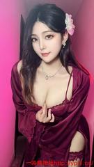 津南大长腿翘臀御姐逼逼很会夹淫水直喷