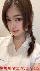 身材娇小大D胸。皮肤白嫩，蝴蝶户，水又多，逼又紧。