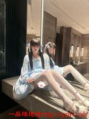 【四川】刚刚下海小嫩妹逼逼紧淫水多，高性价比（可内射，有体检）