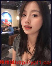 广东妹子在云南，身材微胖，饱满，馒头逼，逼湿润，一插流水【自带公寓，可外出】