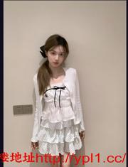 在上海上学的大一妹子，刚成年18，没公寓，晚上外出兼职，周末时间多一点