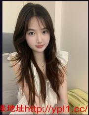 白虎嫩逼小骚货，大学刚毕业，喜欢穿制服做爱，自带公寓，可外出