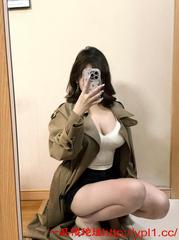 长腿巨乳鲜嫩多汁会喷水带公寓