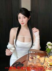 乌鲁木齐舞蹈系妹子能承受各种高难度姿势