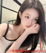 长腿瑜伽老师很配合很多水会叫爸爸