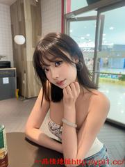 丰满妹子专业舔龙根