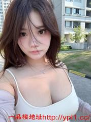 大啵舔妹下海可以69（骚）