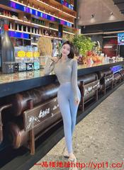 紧身瑜伽裤本地四川辣妹刚从乡下来的嫩鸡