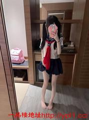 05年白虎萝莉嫩妹兼职可抱起来弄