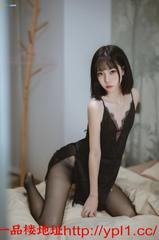 苏州05后肤白貌美大长腿性感尤物制服诱惑 的缩略图