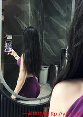 前凸后翘性感瑜伽老师