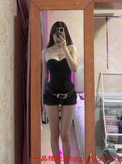 极品身材白虎骚妹服务非常棒