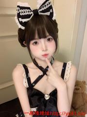 学生妹萝莉房间很干净各种活做的比较舒服