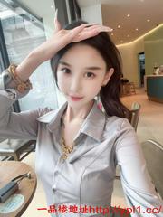 郑州骚鸡白乳粉嫩兼职小姐姐