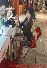 美甲店性感辣妹可甜欲