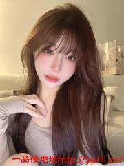 包子奶蜜桃臀粉嫩鲍鱼小妹，