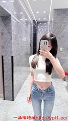 长沙魅惑妖娆的性感翘臀小骚货