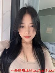 性感身材粉嫩小逼很棒