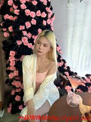 库尔勒市05后在校学妹完美身材兼职