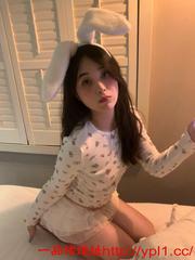 粉嫩反差大学生妹子