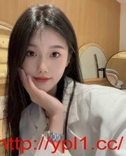 大二学妹白嫩粉红