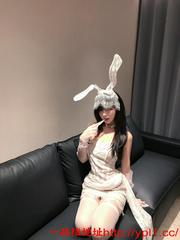 身材超棒的邻家女孩