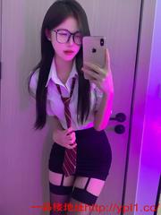 北京新开发的小骚妹屄紧水多