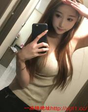 嫩穴汁水多多兼职小骚妹