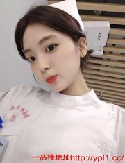 学妹在校兼职粉逼，水多紧