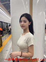 南山少萝妹子微胖型