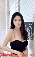 分享东莞05年粉嫩反差大学生性感尤物蜜桃臀（公寓上课可外出）