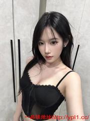 爆乳细腰紧致喷水骚逼