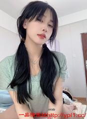 屁股大胸大的性感多汁迷人制服诱惑小姐姐