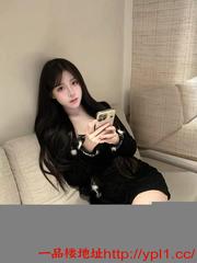 青岛黄岛性感白嫩大胸骚货会潮喷