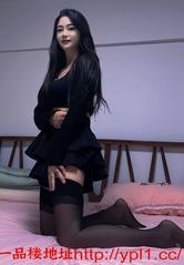 重庆性感黑丝妹妹鲍鱼粉嫩水多多