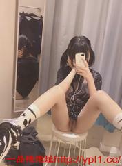 嫩妹尤物白虎小骚b叫声淫荡